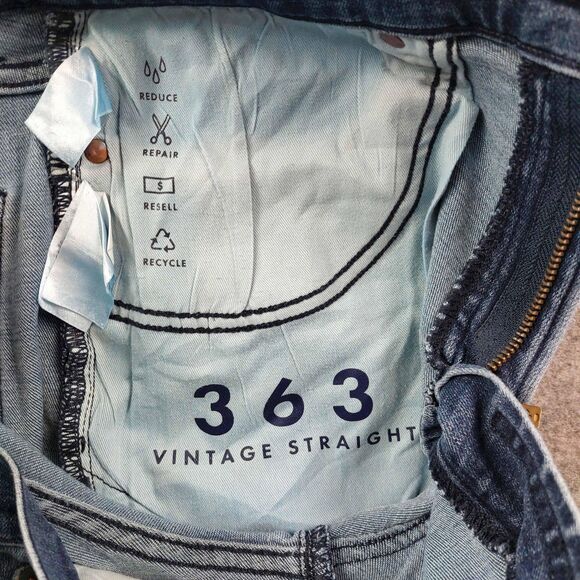 Lucky Brand Jeans Mens 33x30 Blue 363 Vintage Straight Classic Denim Medium Wash - Picture 8 of 12